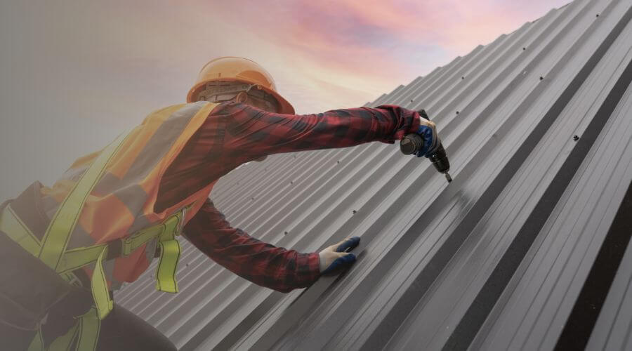 Professional gutter cleaning in Perth, ND